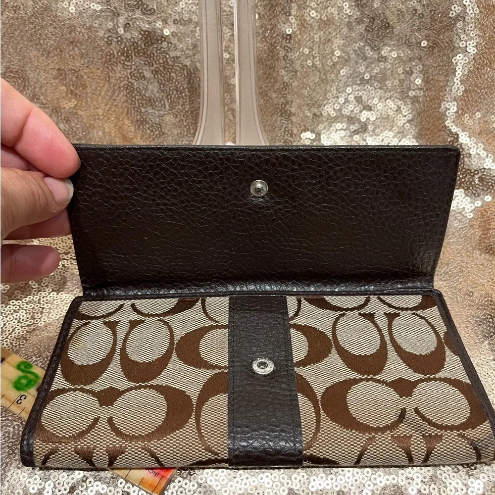 Coach Preloved Trifold Monogram Wallet - Picture 5 of 14